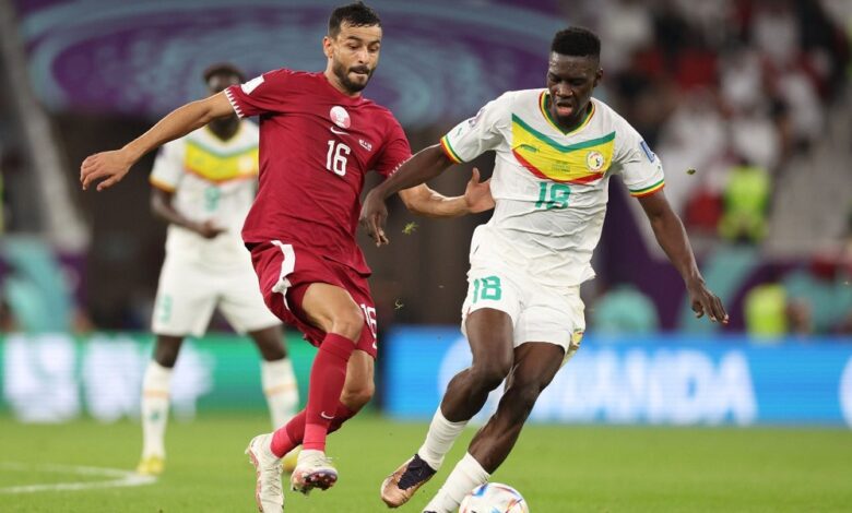 Senegal vence a la selección de Qatar y queda prácticamente eliminado de su propio Mundial