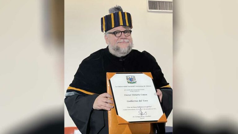 Guillermo del Toro recibe Doctorado “Honoris Causa” en la UNAM