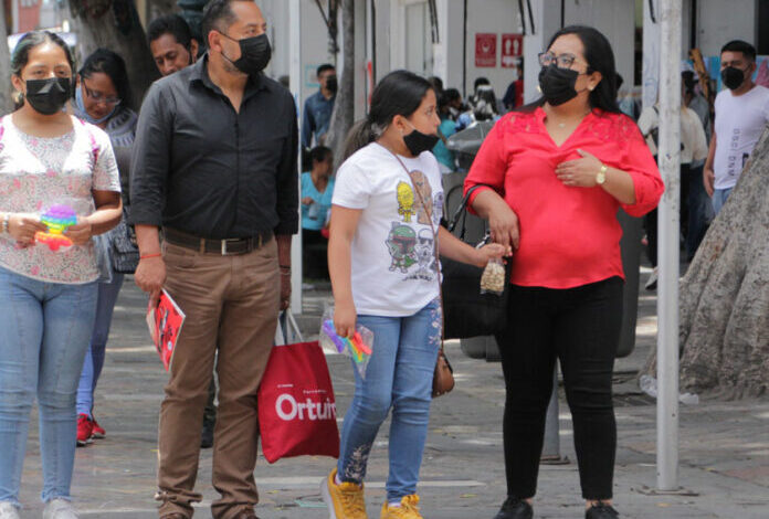 Piden no relajar medidas sanitarias antiCOVID durante Días de Muertos