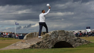 Tiger Woods se despide del Saint Andrews