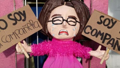 Crean piñata de «compañere»