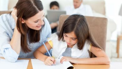 De esta forma, Madre ayudo a su hija con el Regreso a Clases a distancia