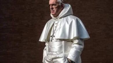 El Papa se volvió tendencia por su nuevo outfit