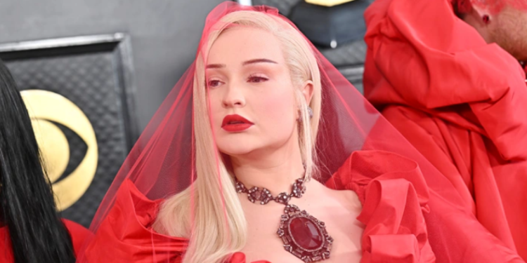 Kim Petras, la primera mujer trans en ganar un Grammy