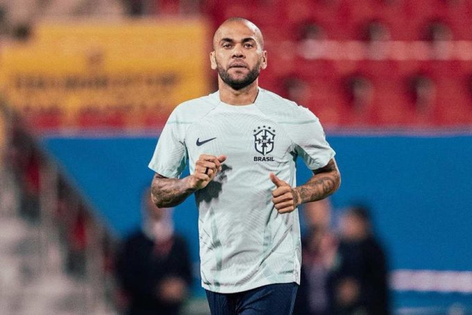 Dani Alves es enviado a juicio; es acusado de agresión sexual