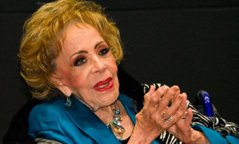 Silvia Pinal podría dejar el hospital este sábado