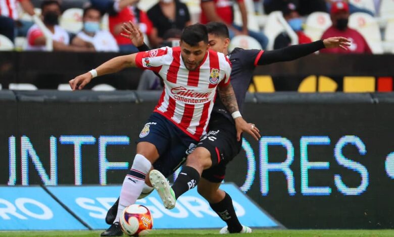 El Club Chivas dará de baja a Alexis Vega