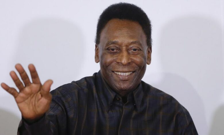 Pelé pasará Navidad en el hospital por problemas renales y cardiacos