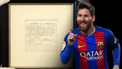 Subastarán servilleta del primer contrato de Messi con Barcelona