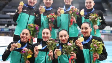 Deportistas mexicanas de Natación artística venden toallas para llegar a los Juegos Olímpicos de París 2024