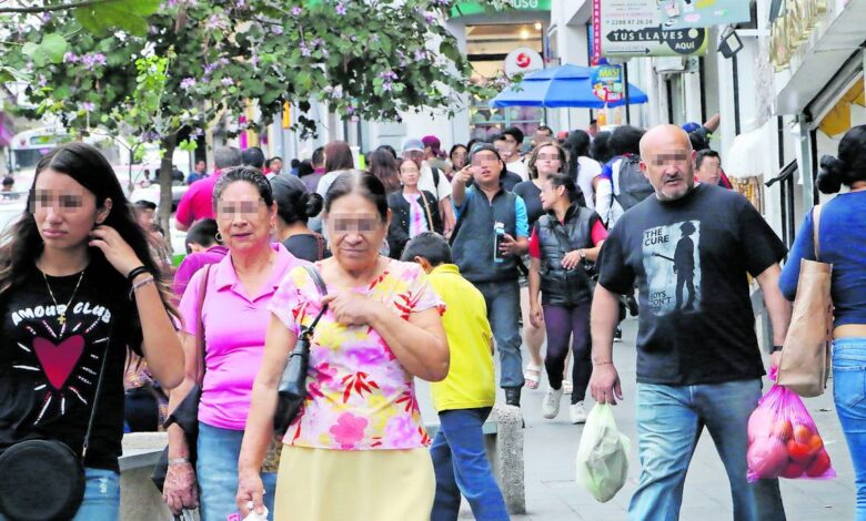 Veracruzanos salen a la calle para no enloquecer