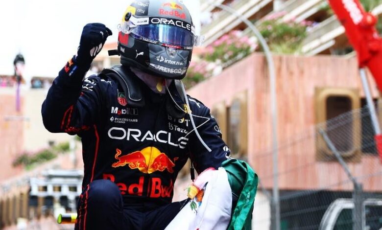 Checo Pérez ganó el tercer lugar en el podio del GP de China