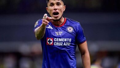 Oficial: Carlos Salcedo deja de ser jugador del Cruz Azul
