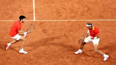 Rafa Nadal y Carlos Alcaraz ganan su primer juego de dobles en París 2024