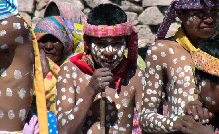 Esta es la peculiar manera en que los Rarámuris celebran Semana Santa