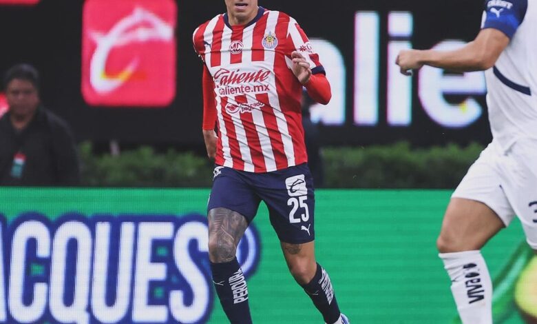 Prensa denuncia agresión por el lanzamiento de un «petardo» de Chivas en conferencia