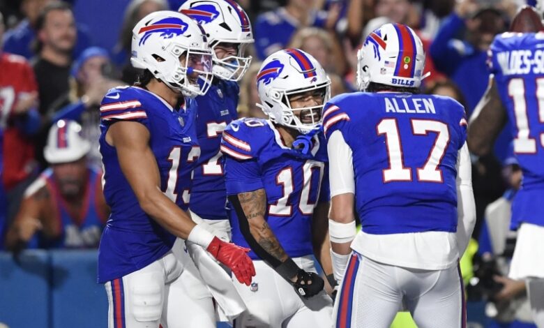 Josh Allen lanza 4 pases de TD y los Bills ganan 47-10 a los Jaguars